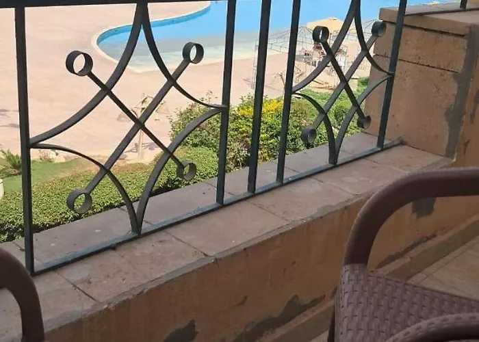 Exclusive With Panoramic View *